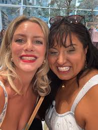 I work with extra-ordinary women. In extraordinary places around the world.  I get to travel the world, mentoring with high-achieving & heart-centered  minds. From speakers, to authors, to female CEOS, to feminine