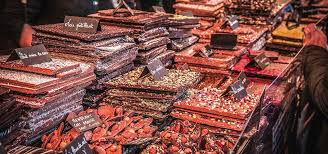 Salon Du Chocolat In Paris Just One Of The Many Events And Brand New Openings In Paris This November Discover All Food Festival Paris Food Paris Food Guide