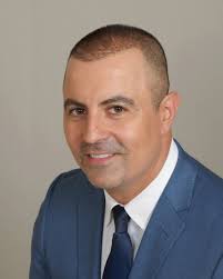 Top 100 Bank Advisors: Who generated the most revenue?