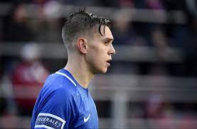 Plays the ball off the ground often. Everton Fans React On Twitter To Links With Leandro Trossard