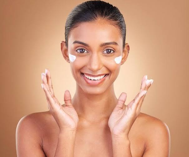 Dermatologist assessing skin before chemical peel at Profrea