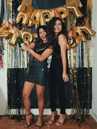 Outfit 21st Birthday Classy Birthday Photoshoot With Friends 21st Birthday Celebration We Used Letter Birthday Balloons Champagne And All Black 21st Birthday Picture Ideas 21st Birthday Pictures Birthday Party Outfits
