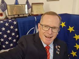 Good Morning America Get my message from Free Europe @elonmusk?