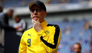 Cologne are bottom of the table and have not won a game in the league all season, but finished fifth last term having been promoted under stoger. Peter Stoger Verteidigt Seine Amtszeit Beim Bvb Wir Waren Gefuhlt Am Limit