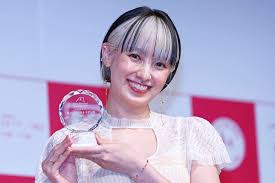 南明奈 ベストマザー賞受賞「たくさんの幸せをもらっている」夫はよゐこ濱口優（東スポWEB）