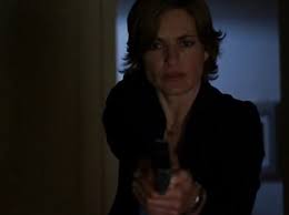 The ratings are typically the best indication of a show's likelihood of staying on. Svu Season 6 Law And Order Fandom
