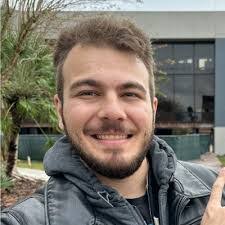 Victoria Gillis's Instagram, Twitter & Facebook