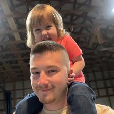 Who can remove trees and do dirt work in Ivy Bend?