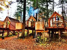 Case sull'albero realizzate il sogno che sognavate da bambini: Glamping Sul Lago Di Bled Dormire In Una Casa Sull Albero The Travelization