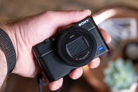 Pixii Is A Display Less Digital Rangefinder That Connects To Your Smartphone Digital Photography Review
