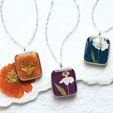 Birth Month Flower Necklace In 2020 Birth Month Flowers Gifts For Older Women Gifts For Women