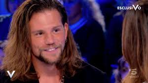 Tra i tanti aspiranti cantanti che si sono presentati alle selezioni di x factor c'è anche un talento già conosciuto. Enrico Nigiotti Ricorda Il Nonno Era Il Mio Migliore Amico