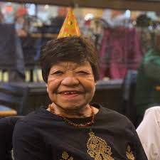 Una anciana de 102 años comparte su receta para alargar la vida: cocina  casera, sales de Epsom y una mentalidad positiva