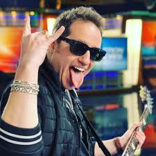 Everyone join me in wishing Jake Bass a Happy Birthday! It's been one hell  of a year full of Little Victories, 🤟🏼 bro.