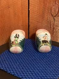 Vintage Ceramic Hand Painted Small Dutch Shoes Porcelain Hand Painted  Little Holland Style Shoes Collectible Pair Miniature Dutch Shoes