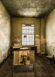 But considering how dangerous the guys inside were, and the fact that alcatraz was open for 29 years, that's not as bad as one might expect. 11 Unique Alcatraz Facts You Should Know Before You Go