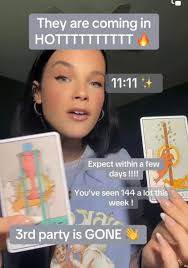 I wanted to have a chart which shows how to indicate the numbers from 1 to  11 with your fingers. Not sure how to apply what I got 🤔