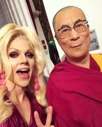 Tonight i co-hosted the Rainbow Honours with @mrduncanjames. So cool to see  some amazing activist, advocates, and allies recognised and celebrated for  all their amazing work. And side note, it was held