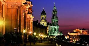Blick Auf Die Bruhlsche Terrasse Bei Nacht Bruhlsche Terrasse Bruhlsche Terrasse Dresden Festung