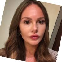 Lauren Reay's Instagram, Twitter & Facebook