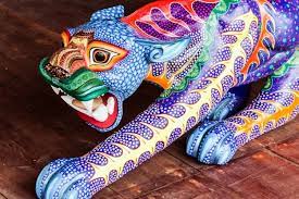The first alebrijes, along with use of the term, originated with pedro linares. Alebrijes La Fascinante Historia De Estas Coloridas Artesanias Mexicanas