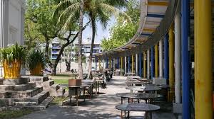 Suasananya agak menarik dengan pemandangan laut yang cantik. Padang Brown Food Court George Town Restaurant Reviews Phone Number Photos Tripadvisor