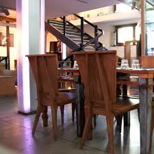 La salle à manger contemporaine guerda s'intègrera parfaitement dans votre intérieur grâce à ses lignes parfaites et son coloris chaleureux. Chaise De Salle A Manger Contemporaine Pinocchio Novo Design Made In Toscana En Bois Pour Restaurant