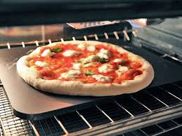 The Pizza Lab Baking Steel Vs Lodge Cast Iron Pizza Cast Iron Pizza Pan Cast Iron Pizza Serious Eats