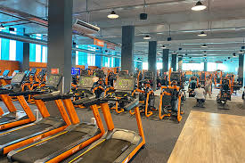 Vous êtes à la recherche d'une salle de sport sympa près de chez vous? Salle De Sport Basic Fit Grasse Route De La Marigarde