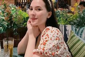 Profil Lidi Brugman, Pesinetron yang Jadi Istri Lucky Perdana