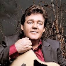 Mary Raybon's Instagram, Twitter & Facebook