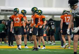 Former U.S. ambassador talks career to PR students