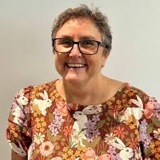 Stream Helen Vine YHA With Our Sustainability Reporter Keeley Warren by  Travel Writers Radio