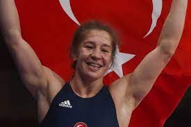 181 cm boyunda ve 72 kg yasemin adar, 2013 yılında mersin'de yapılan akdeniz oyunlarında kendi ağırlığında güreş dalında. Yasemin Adar A Buyuk Onur Ntvspor Net