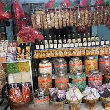 Maka dari itu anda yang sedang berlibur dan berwisata ke bandung akan sangat disayangkan bila tidak menikmati sajian menu khas sunda tersebut. Pusaka Oleh Oleh Khas Ciwidey Bandung Java Occidental