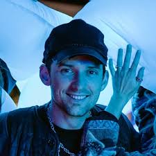 Luke Mombrea (@lukemombrea) • Instagram photos and videos