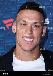 Roger aaron hi-res stock photography and images