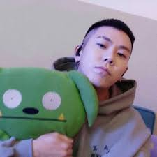 R&b music and the christmas season make a great pair, whether the result is a cover of a holiday classic or an original yule song. Khh Icons Lookscreens Loco Icons Kpop Rappers Hip Hop And R B Korean Artist