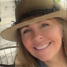 Centrally located and safe hotel recommendations