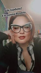 Felicias Book Life has now been activated! I'm done with reality.  #feliciasbooklife #escapingreality #fyp #thehousemaid #friedamcfadden