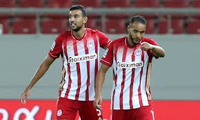 Δεν αποκλείεται η παραχώρηση του σεμέδο. Olympiakos Atromhtos To Ery8roleyko Probadisma Me To Didymo Fwtia Photos Videos Onsports Gr