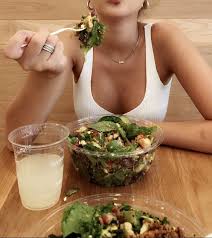 Researchers say 97 percent of americans are failing to meet ideal 'healthy lifestyle' criteria that can protect their hearts. Pin By Acile On Green Juice Girl Aesthetic Food Healthy Health Food