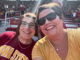 Sara Hamilton (@shamilton73)