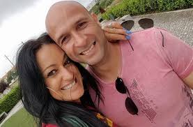 Após o comunicado deste sábado, dia 12 de agosto, o site da nova gente falou com a agente de rita guerra que garantiu que a cantora está em franca recuperação. Rita Guerra Casa Se Em Segredo Pela Quinta Vez