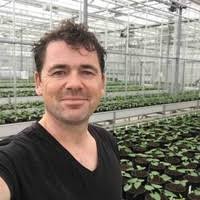 10+ "Frank Kampen" profiles