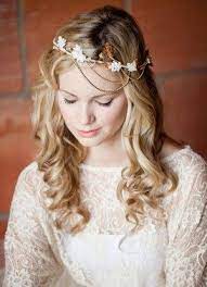 50 Latest Hairstyle Trends Of 2019 Along With Images Coiffure Mariage Coiffure Mariee Idees De Coiffures