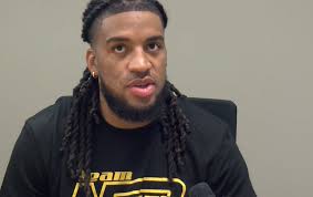 Keshawn Banks is in Van Tate's Sports Office