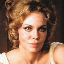 Angelique Stokes Collins (@AngeliqueColPT)