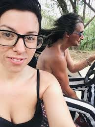 Ronnie Weiss's Instagram, Twitter & Facebook