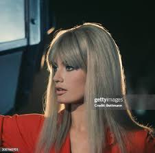 13 773 photos et images haute résolution de Actress Marisa